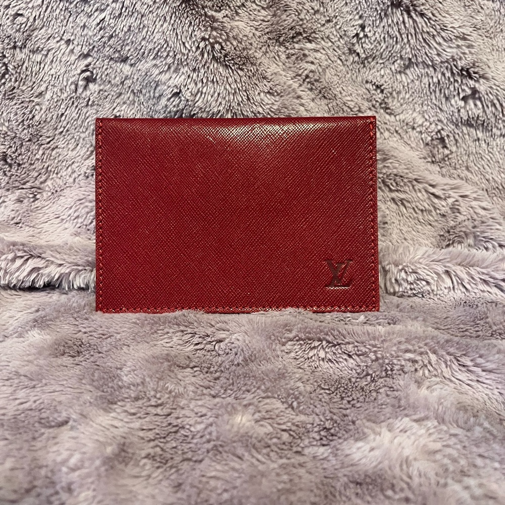 Louis Vuitton Red Card Holder - Picture 6 of 8